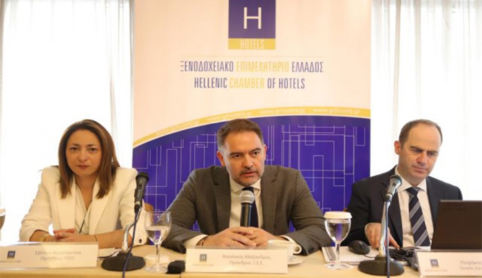 Σε λίγο τα «νούμερα» από το ΞΕΕ, ξεκίνησε η καταβολή αποζημιώσεων στους Έλληνες ξενοδόχους|Το ΦΕΚ των μέτρω