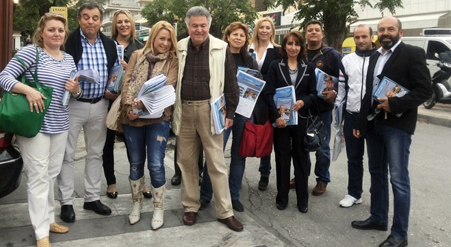 Σε γειτονιές της Ρόδου οι υποψήφιοι σύμβουλοι με τον Γιάννη Μαχαιρίδη