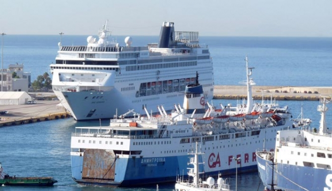 H σύνδεση των νησιών το αντικείμενο σύσκεψης στο υπουργείο Ναυτιλίας