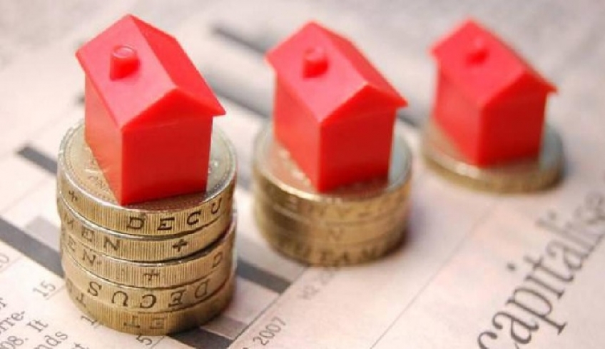 «Επώδυνος» ο νέος νόμος Κατσέλη – Ψάχνουν συμβιβασμό για κόκκινα δάνεια και πρώτη κατοικία