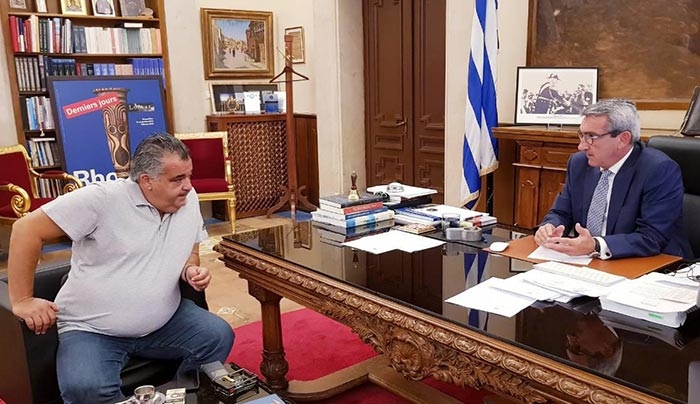 Η αναβάθμιση των αθλητικών υποδομών, αντικείμενο συνεργασίας του Περιφερειάρχη, με τον Πρόεδρο της ΕΠΣΔ, Π. Διακοφώτη