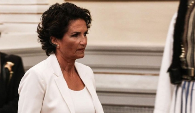 Η Άλκηστις Πρωτοψάλτη προσφέρει τις αμοιβές από συναυλίες της για τους πρόσφυγες στα νησιά