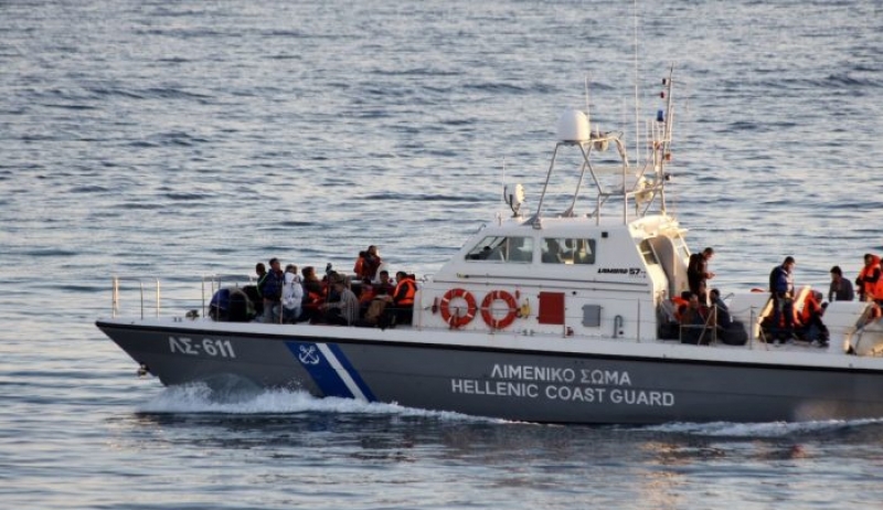 Kαταδίωξη, αλλοδαπών διακινητών, με πυρά στον Άγιο Φωκά – Επιχείρησαν να εμβολίσουν σκάφος του Λιμενικού