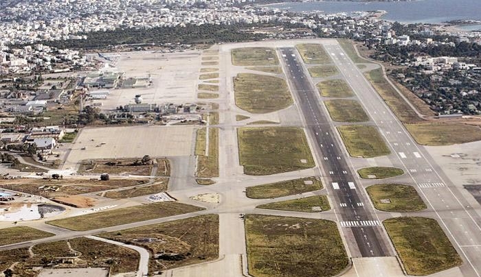100 άδειες και 10 χρόνια αναμονή απαιτούνται για επενδύσεις σε ακίνητα