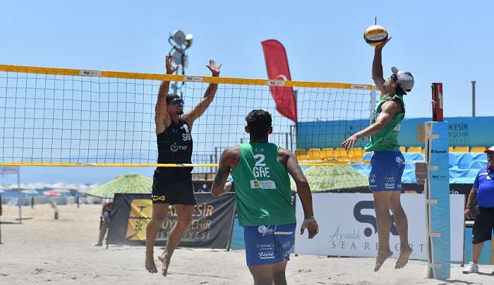 Beach volley: Αποκλεισμός για Χατζηνικολάου και Τζιουμάκα στο Μπαλίκεσιρ