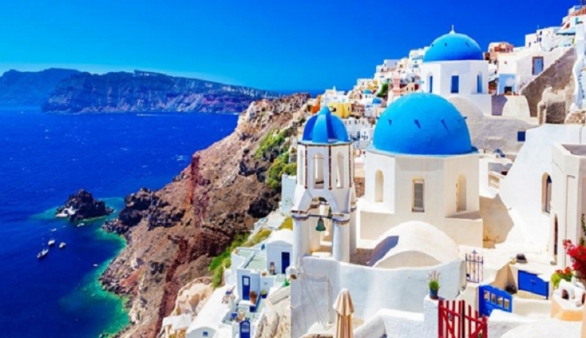 Ορόσημο ο Ιούνιος για τον ελληνικό τουρισμό
