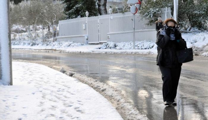 Νέα επιδείνωση και έντονα φαινόμενα – Παγετός και χιόνια την παραμονή των Χριστουγέννων