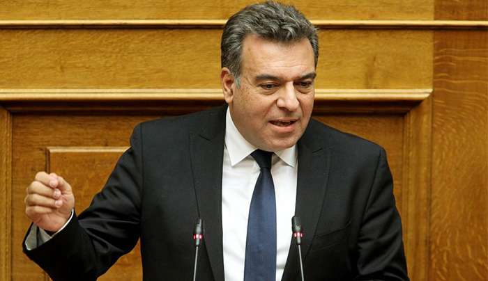 ΜΑΝΟΣ ΚΟΝΣΟΛΑΣ:  «Νέα δάνεια για τις μικρομεσαίες επιχειρήσεις από το Ταμείο Επιχειρηματικότητας»