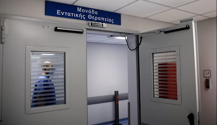 Χαροπαλεύει 42χρονος - "Θρόμβωση και σύνδρομο Guillain Barre 10 μέρες μετά το εμβόλιο AstraZeneca" καταγγέλλει η αδερφή του