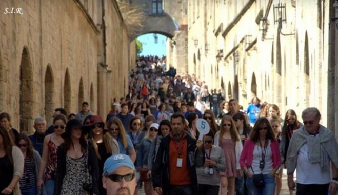 «Μάχη» στη Μεσόγειο δείχνουν οι κρατήσεις από Γερμανία-σχυρή ζήτηση για Ηράκλειο, Ρόδο και ολικό comeback της Κω