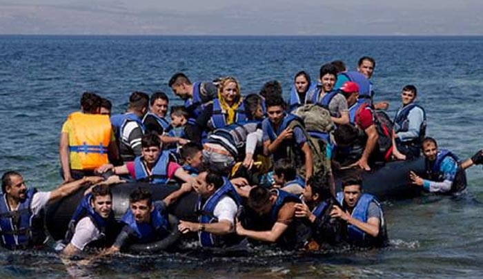Επίτιμη πρόξενος της Γαλλίας στην Τουρκία πουλούσε φουσκωτές βάρκες σε πρόσφυγες