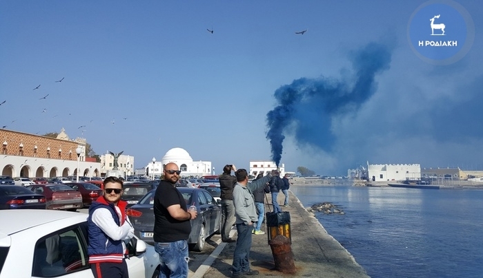 Βίντεο και φωτο: Ζεύγος F16 της Πολεμικής μας αεροπορίας πέταξε πάνω από τη Ρόδο