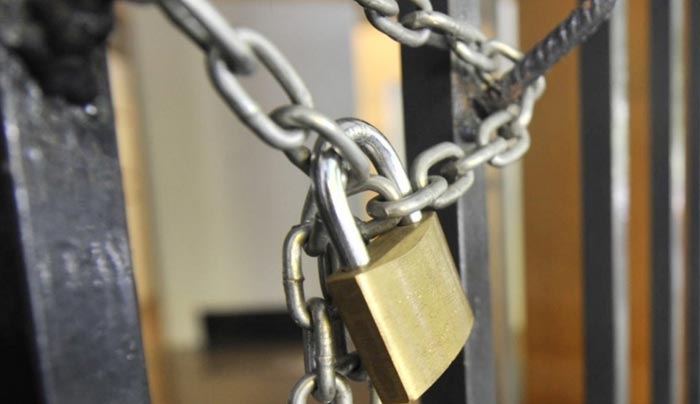 Πλεόνασμα στα… λουκέτα των επιχειρήσεων το πρώτο δίμηνο του 2017