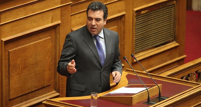 Ανοίγει ο δρόμος για την ανακατασκευή του γηπέδου στα Πηγάδια Καρπάθου και για την επέκταση των αθλητικών εγκαταστάσεων στη θέση Λιβάδα στον Αρχάγγελο