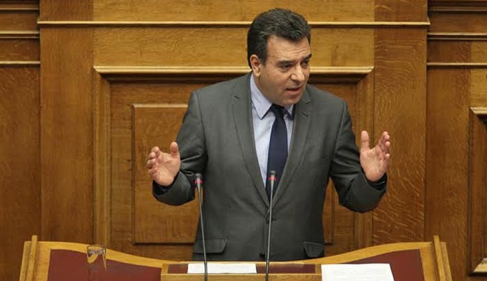 ΜΑΝΟΣ ΚΟΝΣΟΛΑΣ: «Η αστάθεια, η αβεβαιότητα και η ύφεση υπονομεύουν την ασφάλεια και τη σταθερότητα του τραπεζικού συστήματος»