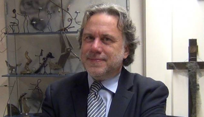 Kατρούγκαλος: Μπορούμε να προχωρήσουμε σε 15.000 προσλήψεις