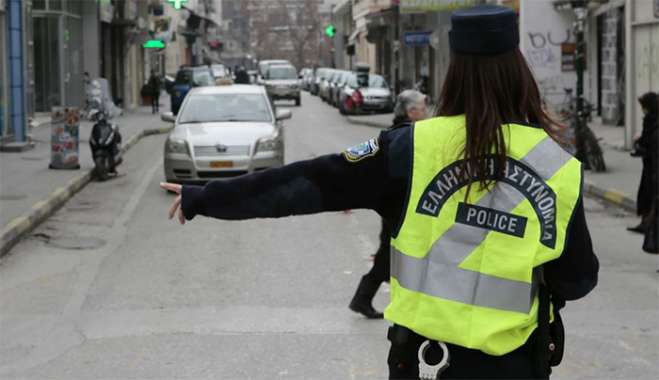 Τι θα προβλέπει ο νεος ΚΟΚ: Αυστηροποιείται το πλαίσιο για κινητά, οδήγηση χωρίς δίπλωμα