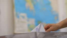 Δημοσκόπηση Interview: Αγγίζει το 30% η ΝΔ, στο 13,7% η ΕΛ.Α.Σ, «συνωστισμός» στο όριο εισόδου