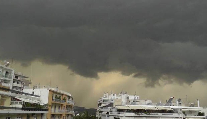 Ο Καλλιάνος προειδοποιεί: Έρχεται σφοδρή κακοκαιρία - Πού θα «χτυπήσει» σε λίγες ώρες
