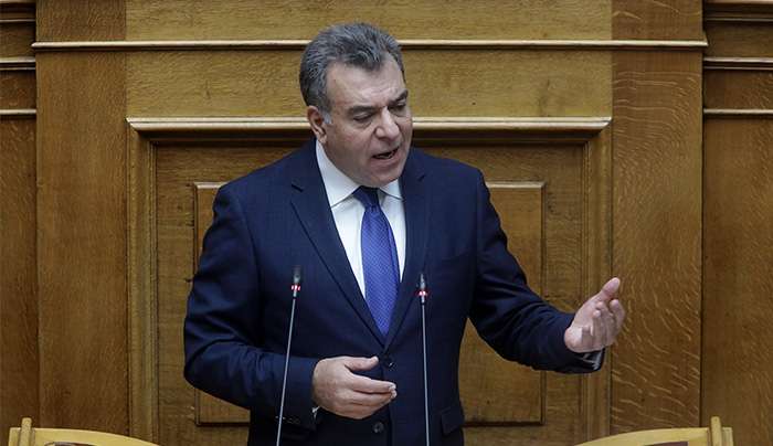 ΜΑΝΟΣ ΚΟΝΣΟΛΑΣ :  «Νέες ευνοϊκές ρυθμίσεις για όσους έχουν οφειλές προς το δημόσιο, τις τράπεζες και τους servicers»