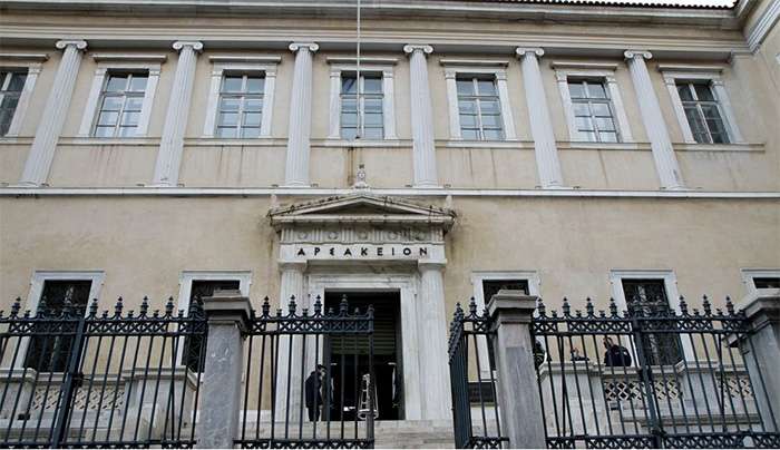 Το ΣτΕ «μπλόκαρε» τα δώρα στο Δημόσιο - Τι απαντά ο πρόεδρος Δικαστών - Εισαγγελέων