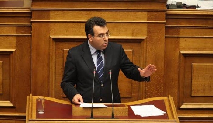 ΜΑΝΟΣ ΚΟΝΣΟΛΑΣ: «Ακραίες καθεστωτικές λογικές στο χώρο της ενημέρωσης. Ο κ. Παππάς και η κυβέρνηση οφείλουν να δώσουν εξηγήσεις»