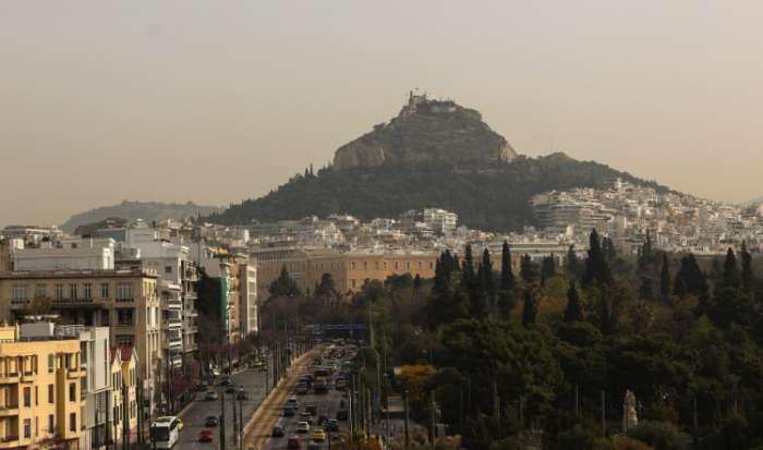 Καιρός - Κλέαρχος Μαρουσάκης: Έρχεται νέο κύμα αφρικανικής σκόνης - Επιμένουν οι βοριάδες