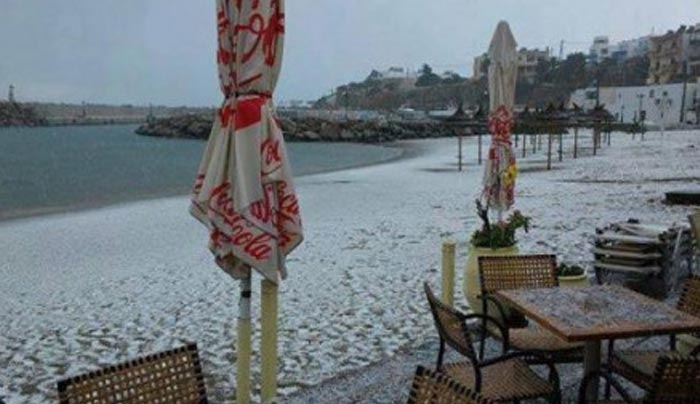 Στην "κατάψυξη" όλη η Κρήτη! Πάγωσαν και οι παραλίες [φωτό]