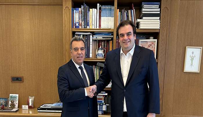 «Συνάντηση του Μάνου Κόνσολα με τον Υπουργό Παιδείας κ. Πιερρακάκη. Ο Βουλευτής Δωδεκανήσου εισηγητής στο νομοσχέδιο για την Επαγγελματική Εκπαίδευση και Κατάρτιση»