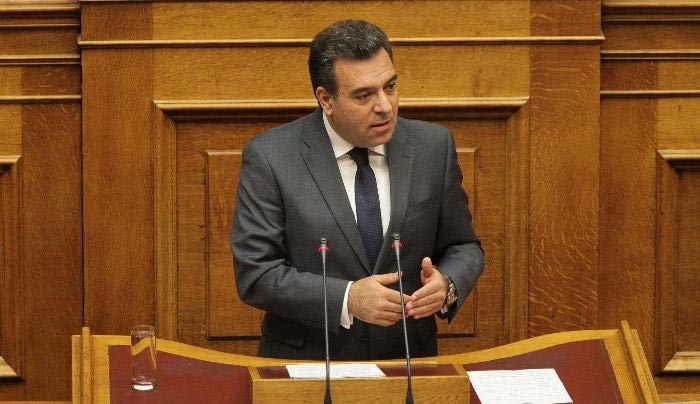 M. Κόνσολας: Επτά καυτά ερωτήματα για τα προβλήματα στη λειτουργία του hot spot στην Κω