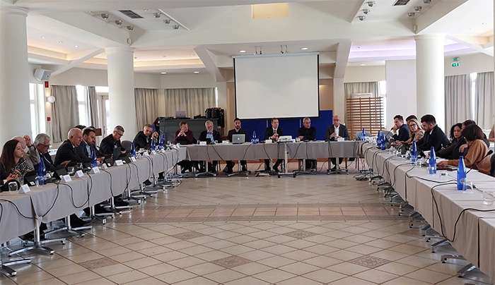 Πρόταση θεσμοθέτησης πάγιου μέτρου περί δωρεάν μετακίνησης των ερασιτεχνικών αθλητικών σωματείων στα νησιά με τα επιδοτούμενα πλοία σε Κυκλάδες και Δωδεκάνησα κατέθεσε ο Χωρικός Αντιπεριφερειάρχης Κυκλάδων, κ. Γ. Λεονταρίτης,