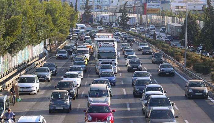 Έρχονται πρόστιμα έως 1.000 ευρώ στους κατόχους ΙΧ - Ποιους αφορά