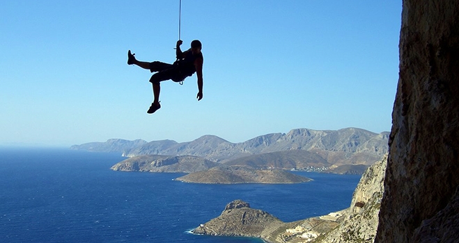 Κάλυμνος: Έπεσε 44χρονος Ελβετός αναρριχητής και τραυματίστηκε θανάσιμα