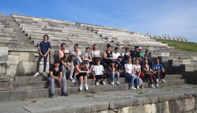 Στο Διεθνές Φεστιβάλ Αρχαίας Μεσσήνης  η Θεατρική Ομάδα Γυμνασίου &amp; Λυκείου Αντιμάχειας (Φωτό)
