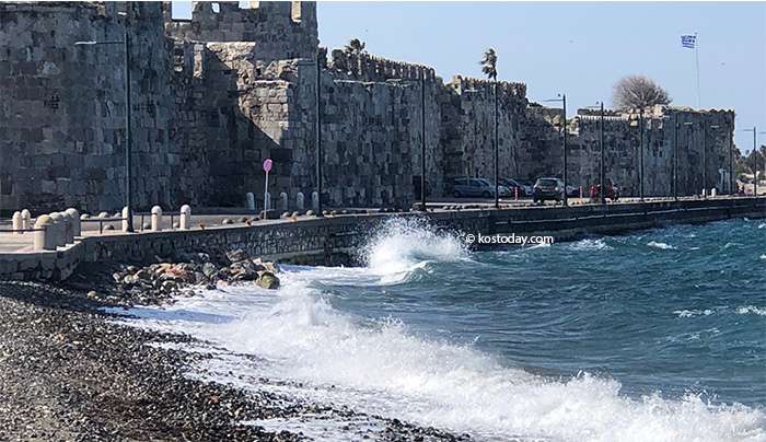 Καιρός σήμερα: Στη νοτιοανατολική νησιωτική χώρα πρόσκαιρες τοπικές βροχές και τις πρωινές ώρες στα νοτιότερα των Δωδεκανήσων μεμονωμένες καταιγίδες.