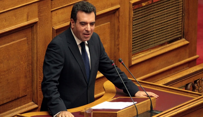 Παρέμβαση του Μάνου Κόνσολα για την επέκταση του δρομολογίου Πειραιάς-Ρόδος για Κάρπαθο, Κάσο και Χάλκη τουλάχιστον μία φορά την εβδομάδα