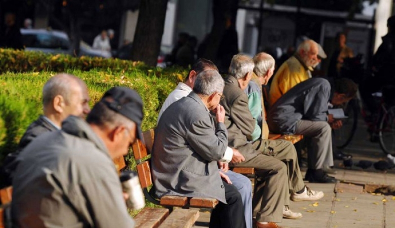 ΕΛΣΤΑΤ: Η Ελλάδα γερνάει