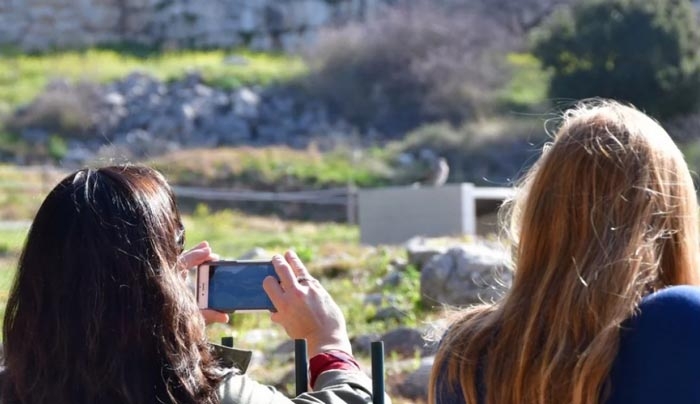 Έρχονται νέα προγράμματα στον τουρισμό - Επαναλειτουργούν οι Σχολές Ξεναγών
