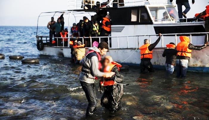 Λέσβος: Ανασύρθηκαν απ' τη θάλασσα ακόμη τρεις σοροί προσφύγων