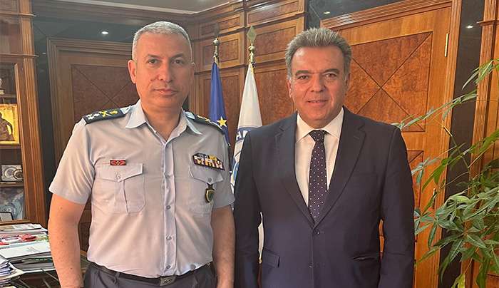 «Συνάντηση του Μάνου Κόνσολα με τον Αρχηγό της Ελληνικής Αστυνομίας για την αστυνόμευση στις τουριστικές περιοχές»