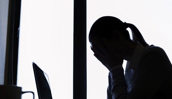ΕΠΑΙΖΕ «ΓΑΛΑΖΙΑ ΦΑΛΑΙΝΑ»; Ανησυχία και ερωτήματα μετά τον αυτοτραυματισμό 15χρονης από την Κατερίνη