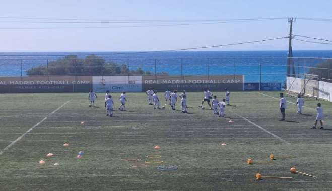 Camp της Ρεάλ Μαδρίτης σε συνεργασία με τον Όμιλο Μήτση στο γήπεδο της Δόξας Καρδάμαινας