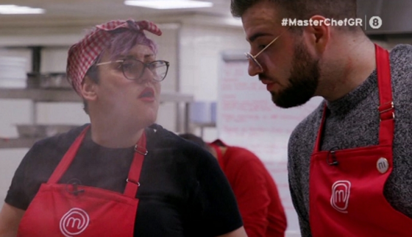 MasterChef: Τραγούδια από τους μπλε, εκνευρισμός από την Κατερίνα και… γαλλικά από τον Ηρακλή