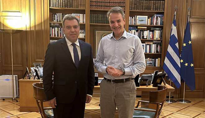 «Συνάντηση του Μάνου Κόνσολα με τον Πρωθυπουργό στο Μέγαρο Μαξίμου για την Περιφερειακή Ανάπτυξη»