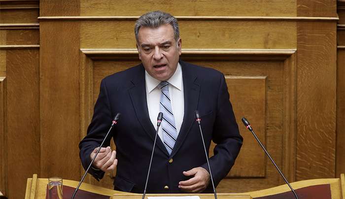 «Την ενίσχυση του ιατρικού προσωπικού του Κ.Υ. Πάτμου ζητά ο Μάνος Κόνσολας»