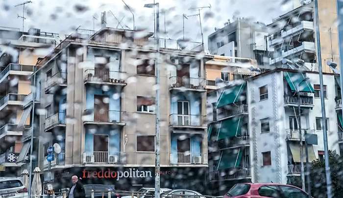 Καιρός σήμερα: Πολλή συννεφιά, έντονες βροχές και χιόνια στα ορεινά – Στους 18 βαθμούς η θερμοκρασία σε Αττική και Κρήτη