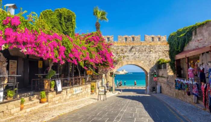 Ανακοινώθηκε το «Ρόδος Pass» για 7ήμερες διακοπές στο νησί - Ποιοι οι δικαιούχοι