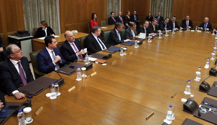 Σαμαράς: Περιπέτεια οι εκλογές, μη χαλαρώνετε