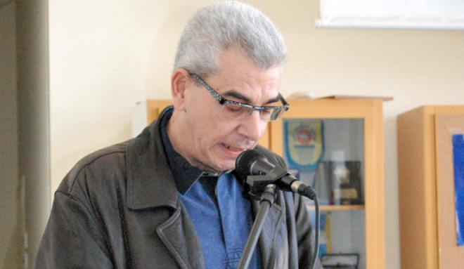 Ο γνωστός γιατρός από τη Σύρο Αντώνης Ρούσσος, υποψήφιος με τον Γιώργο Χατζημάρκο