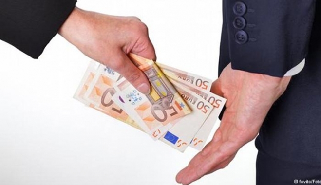 Η διαφθορά με παραδείγματα μέσα από την... καθημερινότητα - ΒΙΝΤΕΟ